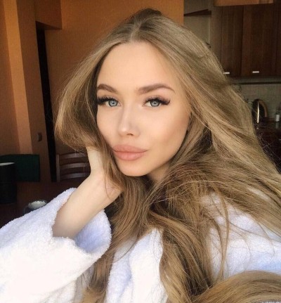 Марина, Г. Горки Ленинские