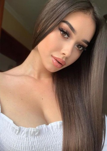 Карина, Г. Горки Ленинские