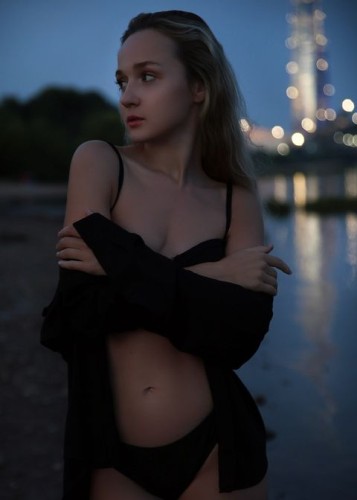 Маша, Г. Горки Ленинские